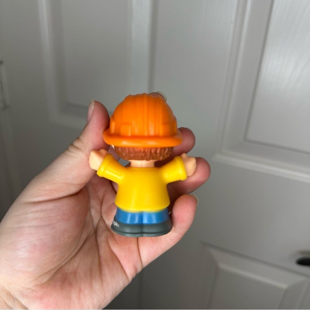 Fisher Price Little People Orange Hat Construction Worker Replacement Character - Picture 3 of 5